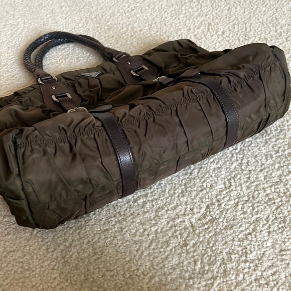 Prada Large Gaufre Tessuto Nylon Tote - Picture 6 of 17